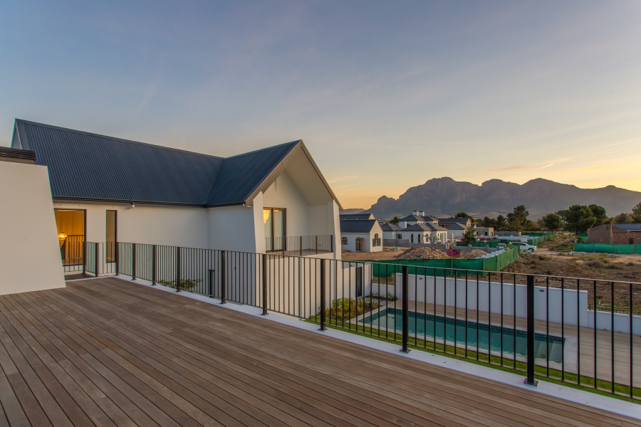5 Bedroom Property for Sale in Pearl Valley at Val de Vie Western Cape
